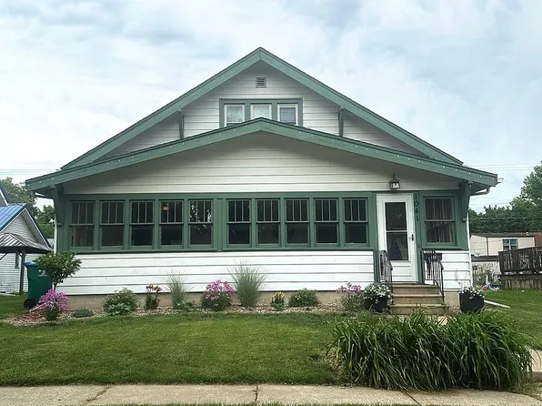 1041 Bank St, Webster City, IA 50595