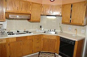 3rd image of 20 Brinton St