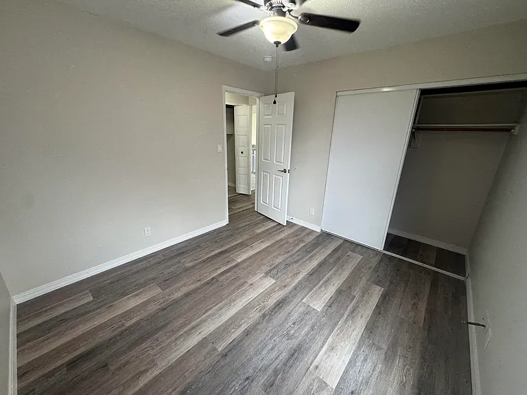 4765 Limestone Dr NE — Photo 16