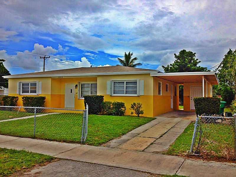 1st image of 1300 NW 132nd St