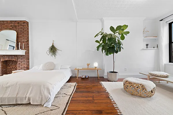 Sold by Compass | media 41