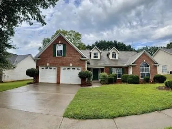 970 Charles Hall Dr, Dacula, GA 30019