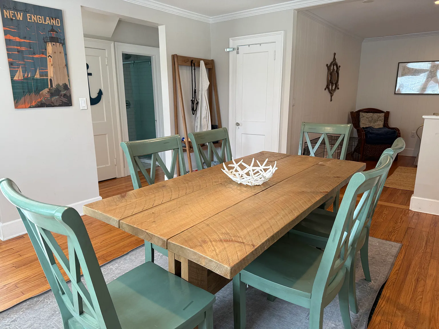 3 bed, 1370 sqft, $3,000 — Photo 2