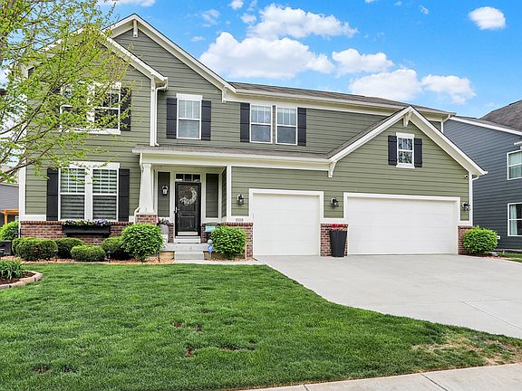 2nd image of 15802 Millwood Dr
