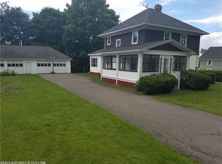 14 Dudley St, Presque Isle, ME 04769