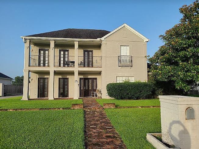 2279 Willow Run