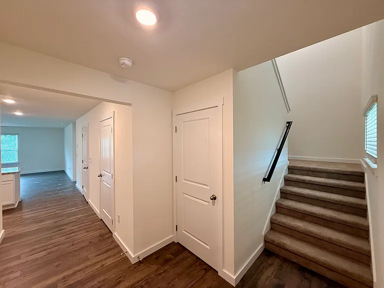 6837 Beeler Rd — Photo 3