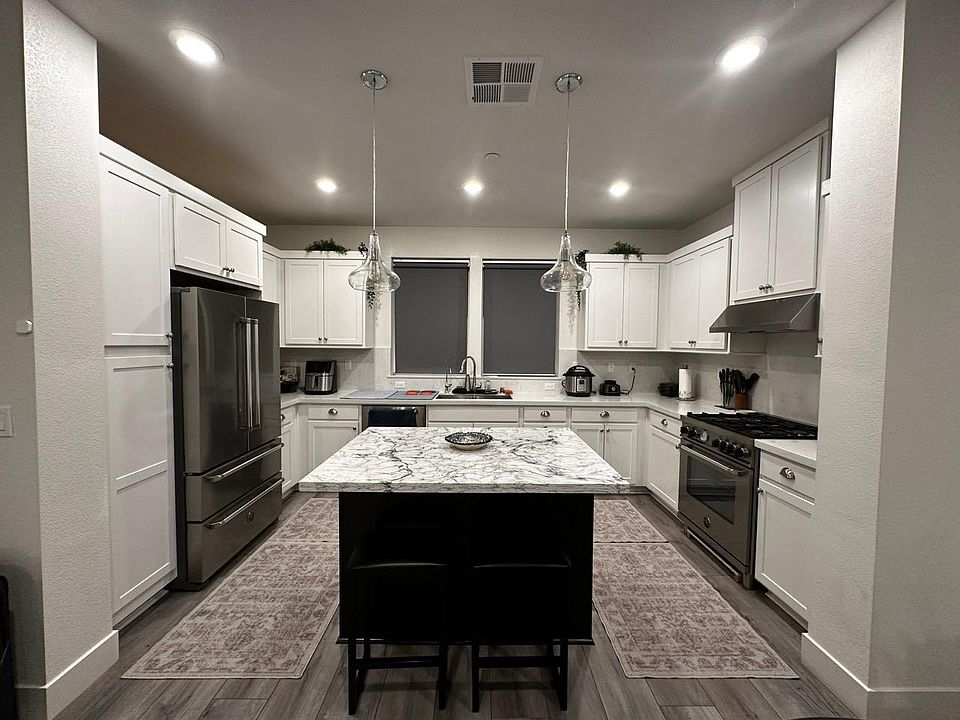 1st image of 1400 Civic Center Dr #1
