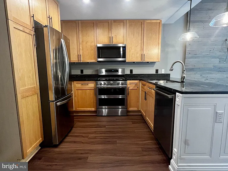 820 N Pollard St #103 — Photo 1
