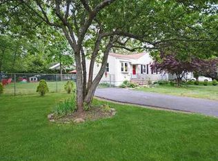 72 Fernhead Ave, Spotswood, NJ