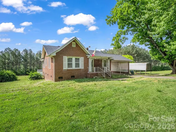 271 Old Ballpark Rd, Forest City, NC 28043