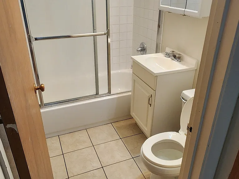 2740 College Ave #203 — Photo 6