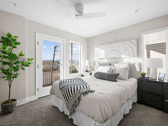 3rd image of 2650-2660 S Delaware St #3