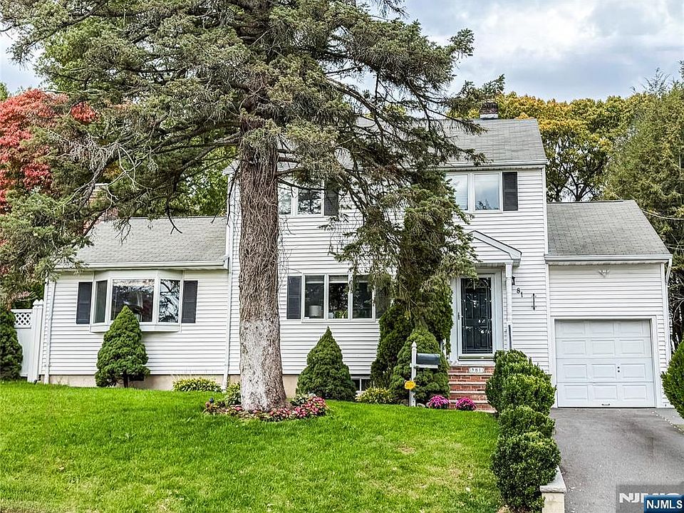 1st image of 81 Dora Ave