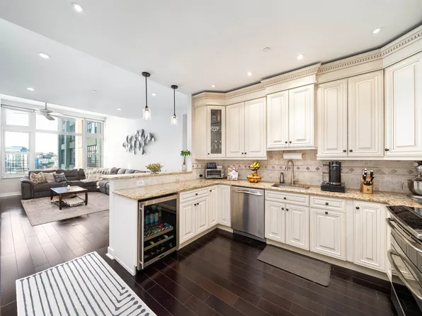 1500 Hudson St APT 6V, Hoboken, NJ 07030