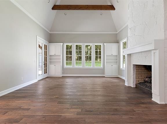 3rd image of 4317 Lazy Creek Dr