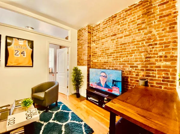 316 East 83rd Street image 1 of 4
