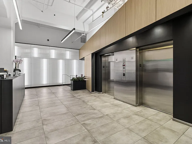 2200 Arch St #28-804 — Photo 27