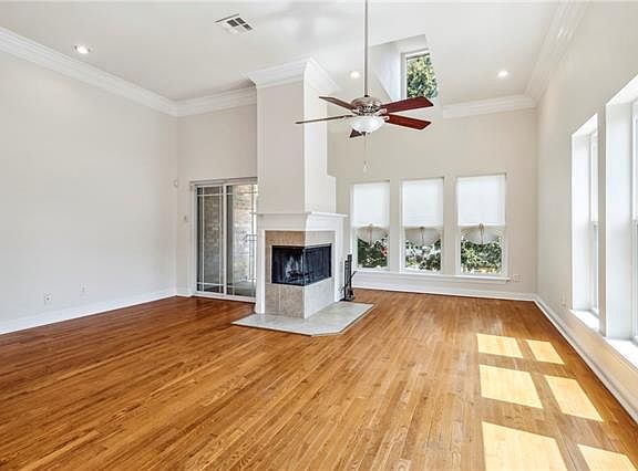 5th image of 400 Stafford Pl