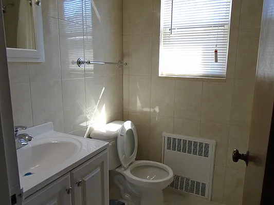 Rented by 18 REALTY | media 42