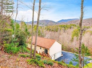 35 Lone Coyote Rdg, Fletcher, NC 28732