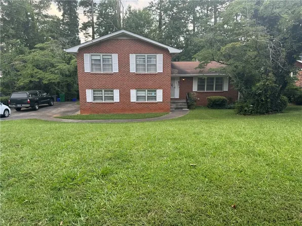 1046 Sans Souci Way, Clarkston, GA 30021