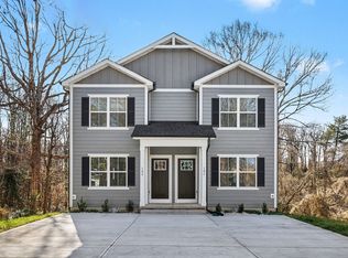 104 10th Ave SE #104, Hickory, NC 28602