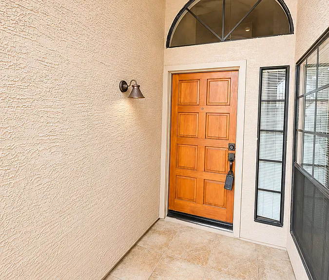 1741 W Ivanhoe St — Photo 3