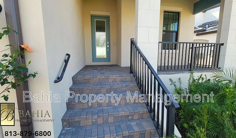 1074 Seagrape Dr — Photo 3