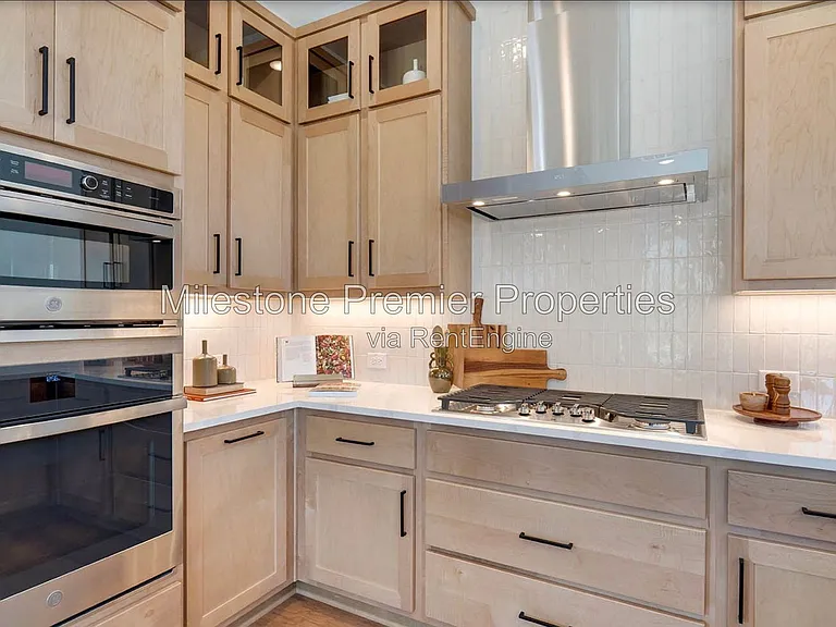 7251 Van Tuyl Pkwy — Photo 9