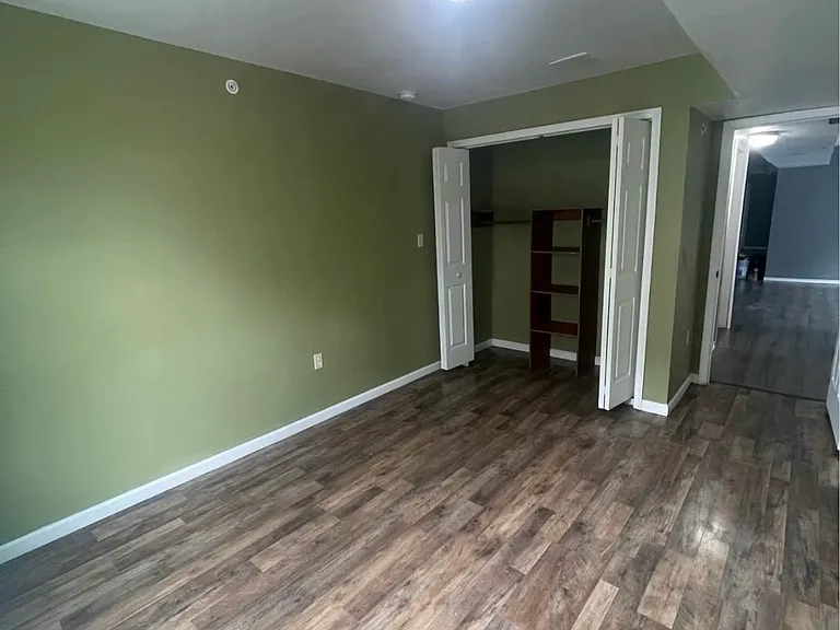 240 Maple St #3 — Photo 11