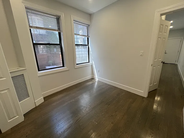 24 Phillips St #2BW — Photo 6