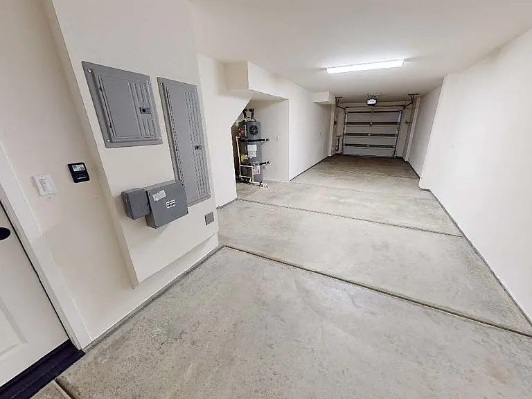 2824 Orchid Ct — Photo 10