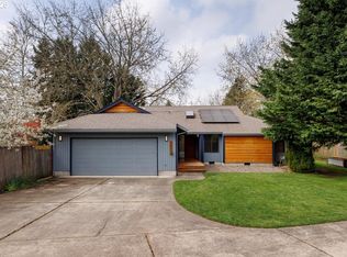 659 NE Joanne Ct, Hillsboro, OR 97124