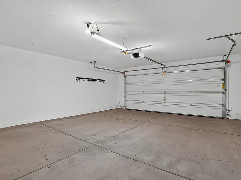 15772 W Shaw Butte Dr — Photo 14