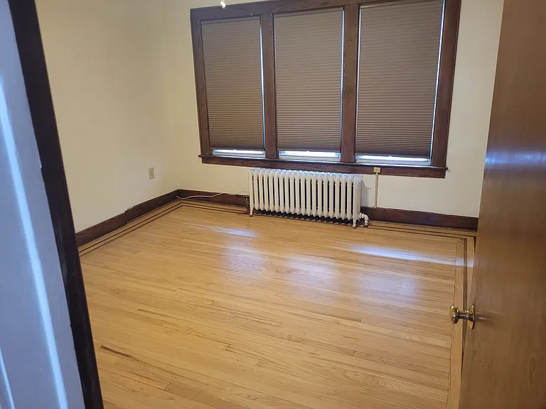 Large bedroom big enough for a king mattress!