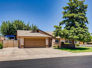 7302 W Windrose Dr, Peoria, AZ 85381