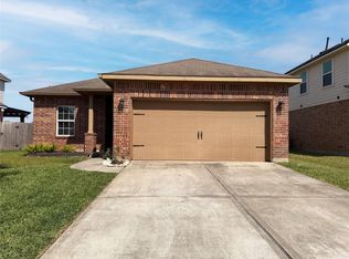 1038 Cash St, Alvin, TX 77511
