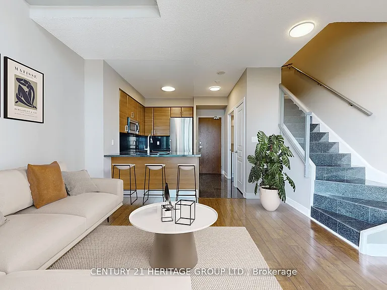 1 Avondale Ave #910 — Photo 11