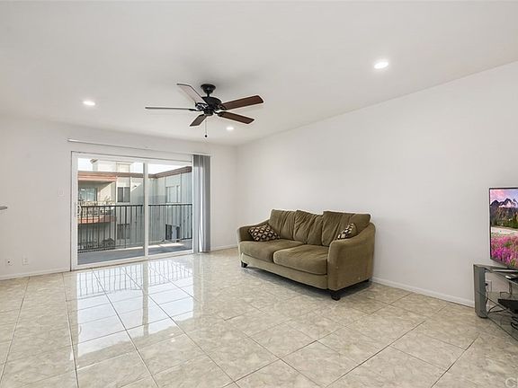 2nd image of 400 N Acacia Ave Unit B31