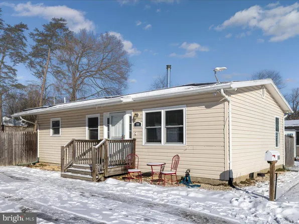 106 Pinemere Rd, Owings Mills, MD 21117