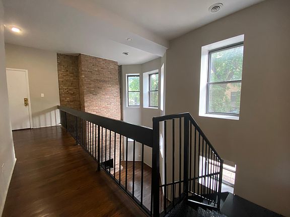 4th image of 3409 N Elaine Pl #1D