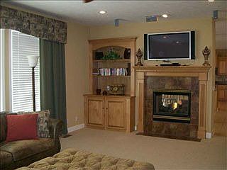 2nd image of 16323 Crestfield Dr