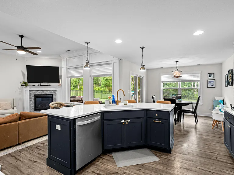 1116 Shore Acres Loop — Photo 18