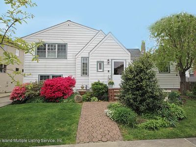 10 Allen Pl, Staten Island, NY, 10312