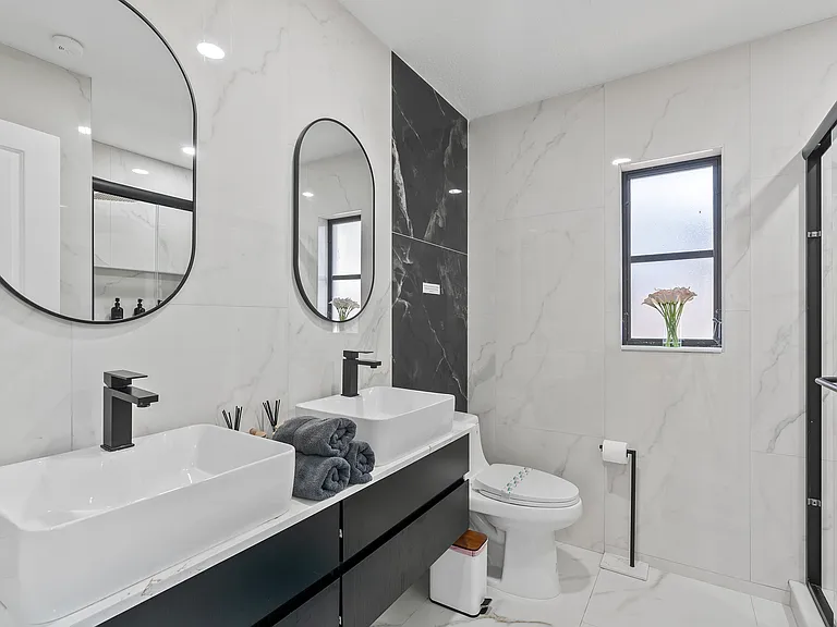 4636 Bay Crest Dr — Photo 37