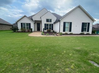 60 Doe Valley Cv, Jackson, TN 38305