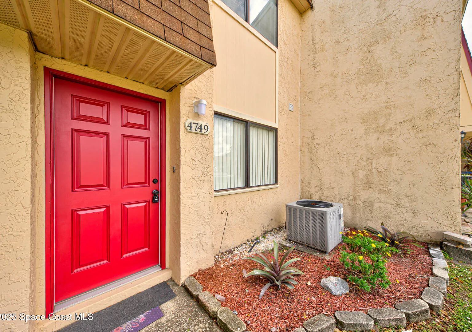 2 bed, 1.5 bath, 1140 sqft, $1,500 — Photo 4