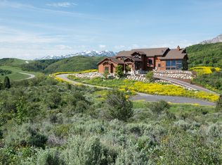 1687 S High Plains Rd, Huntsville, UT 84317