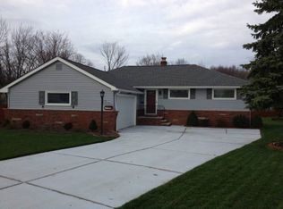 7453 Dawn Haven Dr, Parma, OH